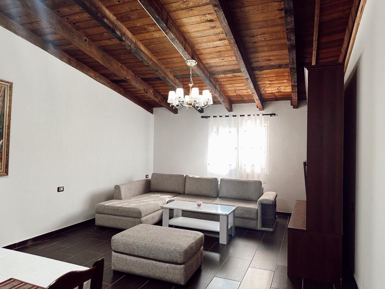 Oa'S Beach Apartment Vlore Ngoại thất bức ảnh