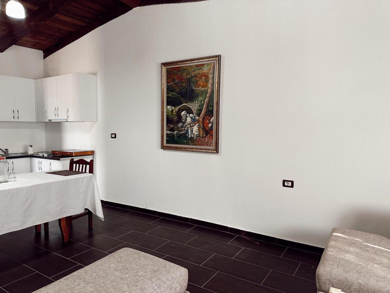 Oa'S Beach Apartment Vlore Ngoại thất bức ảnh