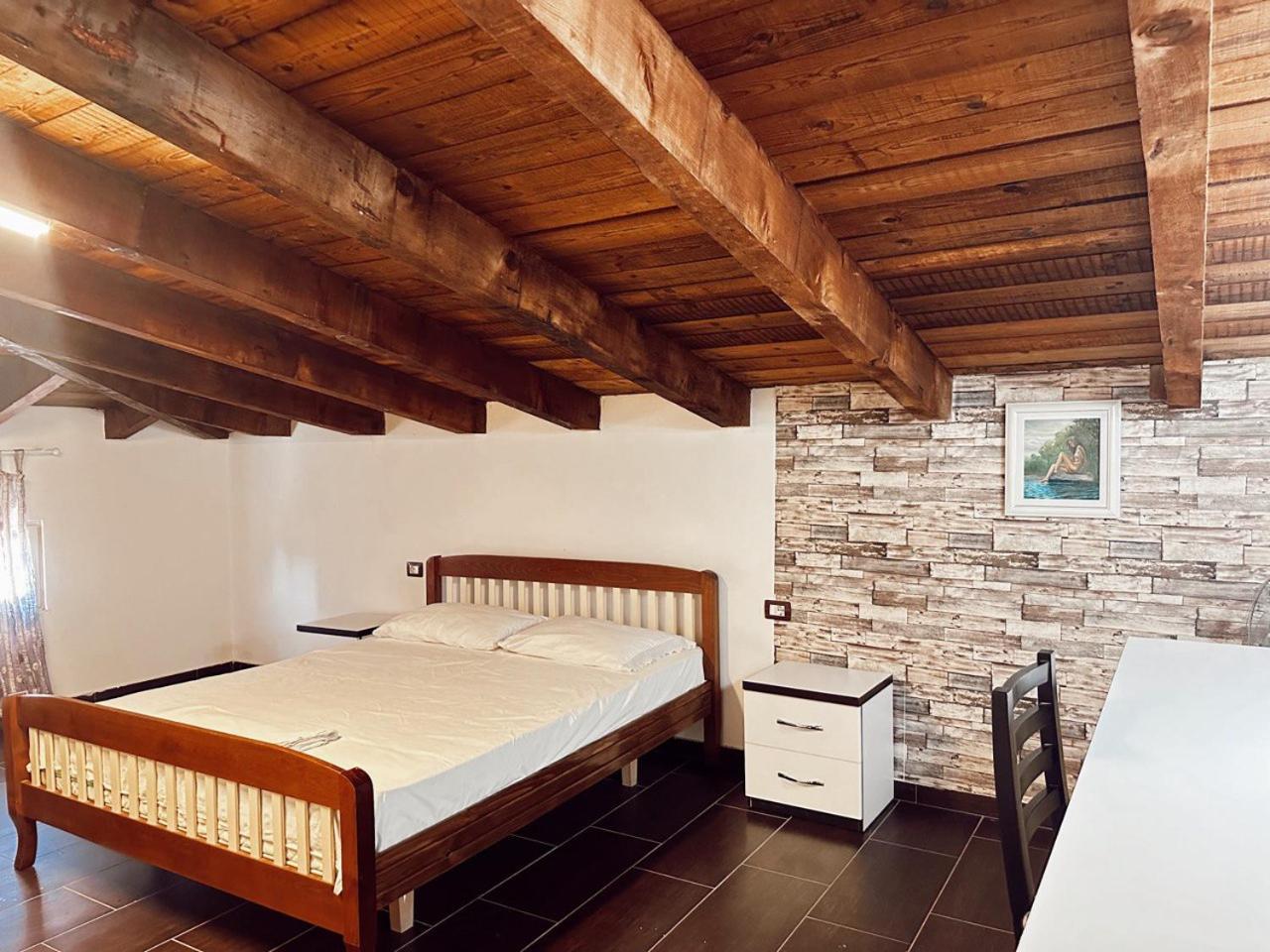 Oa'S Beach Apartment Vlore Ngoại thất bức ảnh